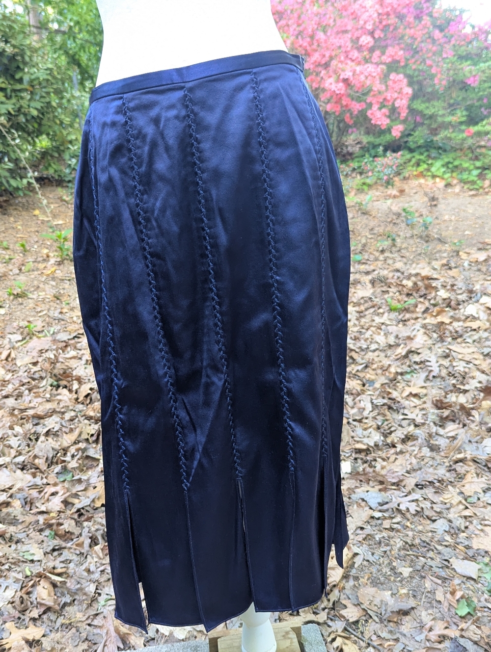 Doncaster Navy Blue Silk Lycra Midi Skirt Lattice Detail Carwash Hem Size 10